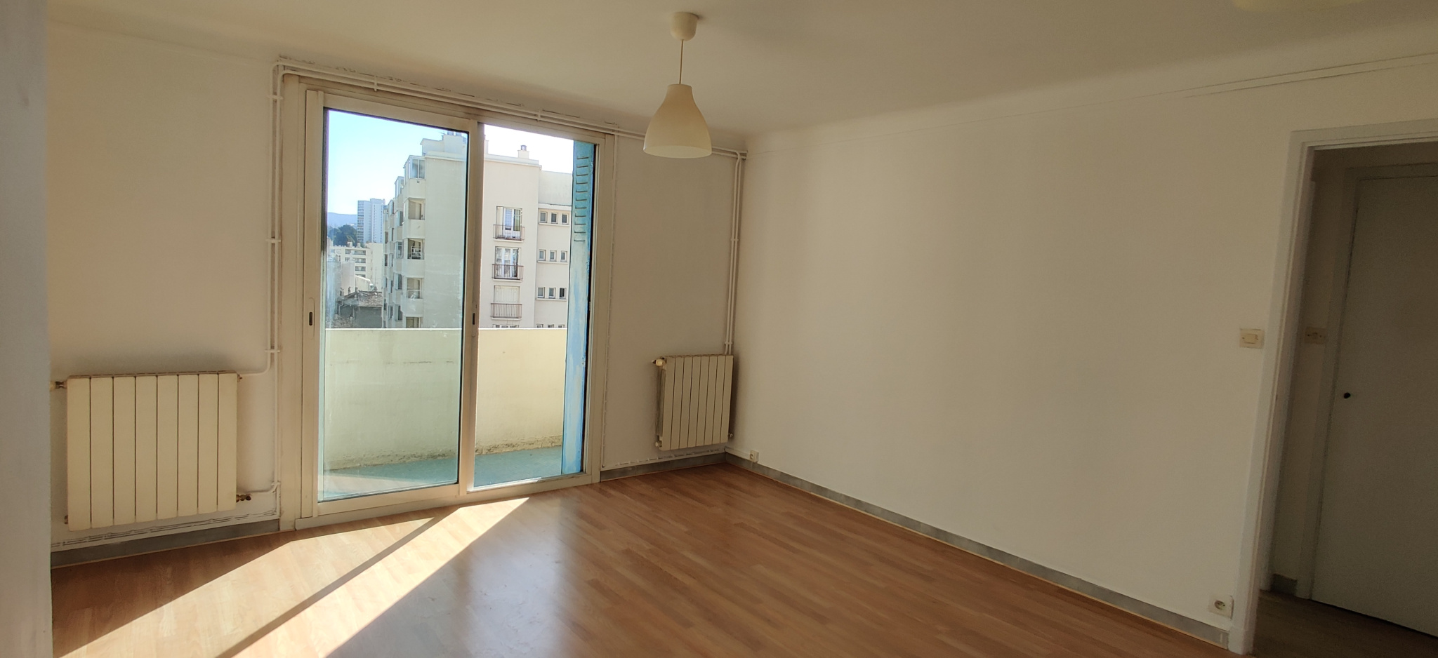 Appartement en Vente à Marseille / 3 pièces 55m2