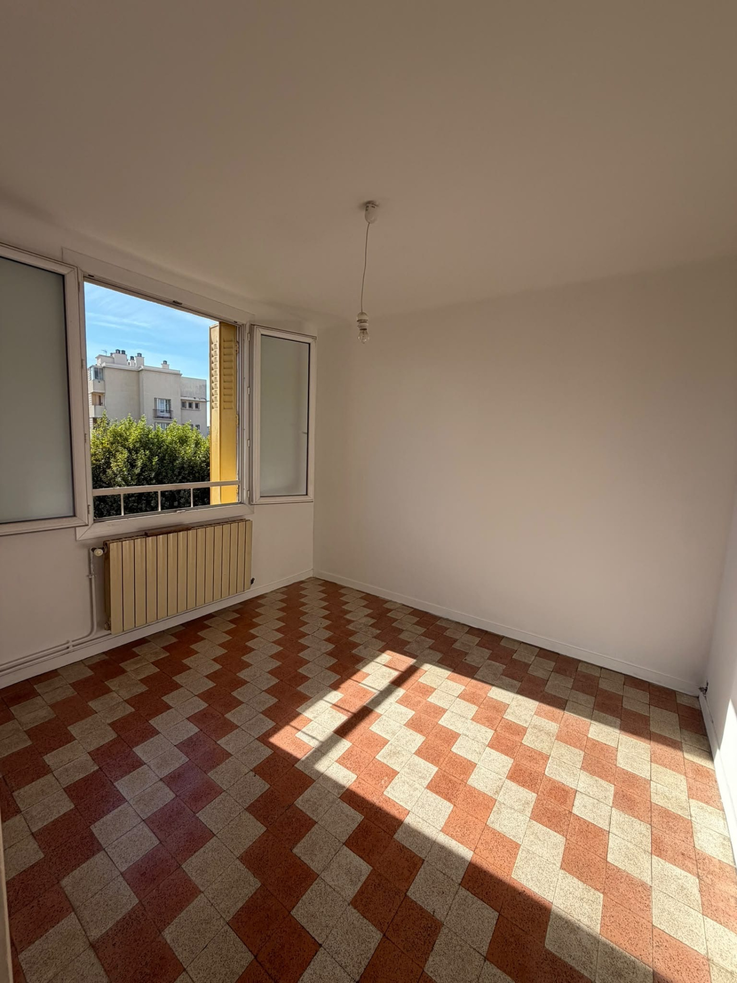 Appartement en Vente à Marseille / 3 pièces 63m2