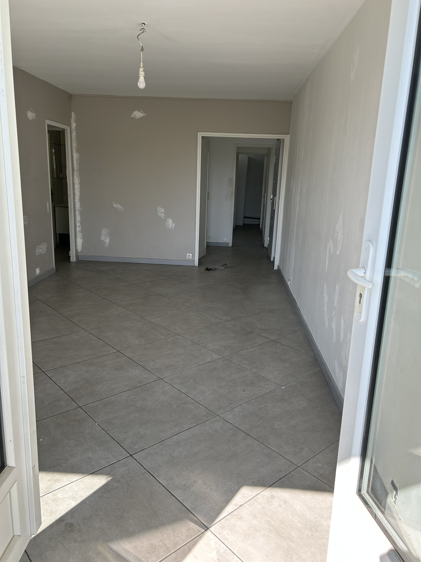 Appartement en Vente à Marseille / 3 pièces 63m2