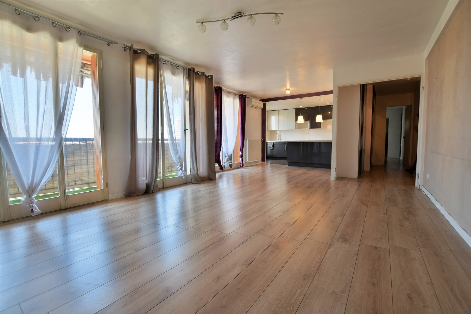 Appartement en Vente à Marseille / 3 pièces 85m2